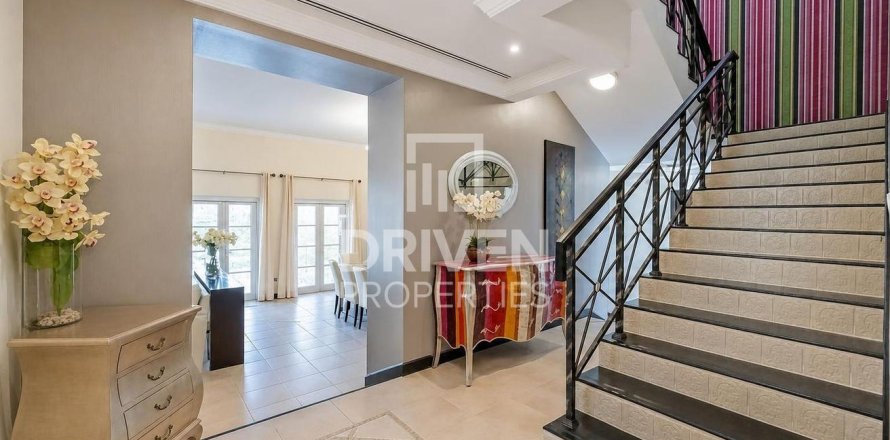 Villa de 4 chambres à The Villa, UAE No. 209864