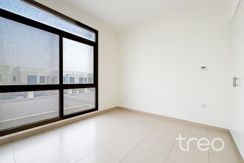 3 bedrooms Townhouse in Noor Townhouses, UAE No. 198977 9