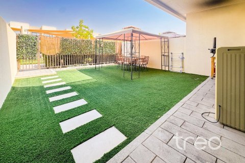 3 bedrooms Villa in EMAAR South, UAE No. 198973 3