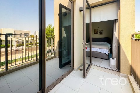 3 bedrooms Villa in EMAAR South, UAE No. 198973 15
