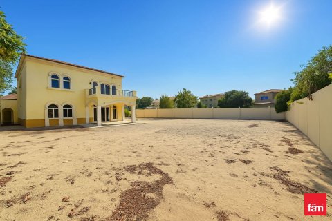 Villa de 3 dormitorios en Dubai, UAE No. 135761 5