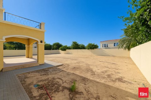 Villa de 3 dormitorios en Dubai, UAE No. 135761 3