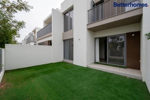 Townhouse de 3 dormitorios  No. 114812 2