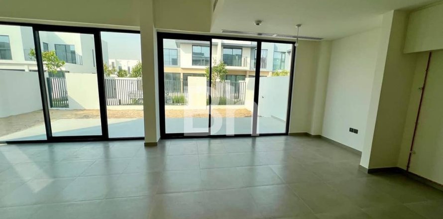Townhouse de 4 dormitorios No. 114809