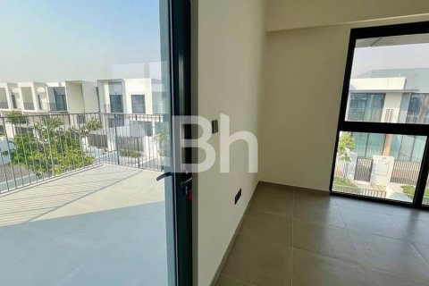 Townhouse de 4 dormitorios  No. 114809 3