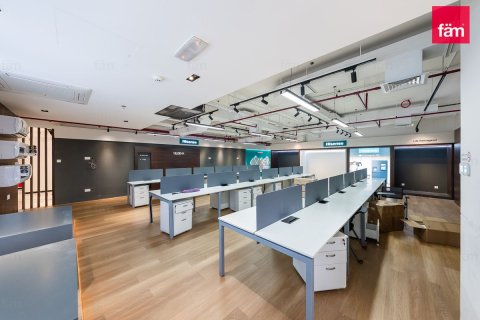 1121.7m² Office in Dubai, UAE No. 164869 18