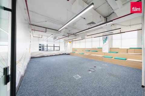 1121.7m² Office in Dubai, UAE No. 164869 19