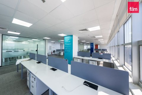 1121.7m² Office in Dubai, UAE No. 164869 4