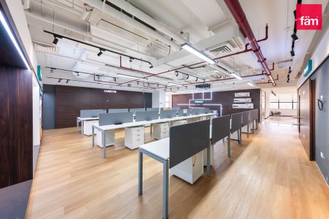 1121.7m² Office in Dubai, UAE No. 164869 6