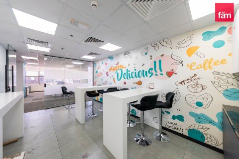 1121.7m² Office in Dubai, UAE No. 164869 13