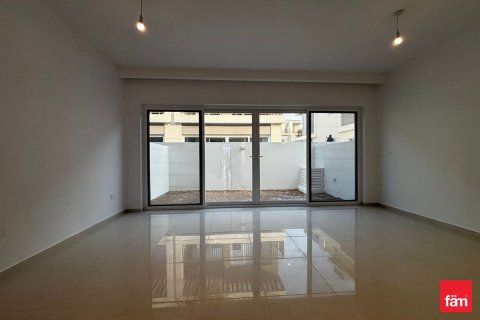3 bedrooms Townhouse in Dubai, UAE No. 100285 9