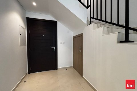 3 bedrooms Townhouse in Dubai, UAE No. 100285 3