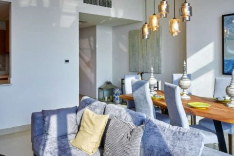 Studio Apartment in Dubai, UAE No. 171286 4