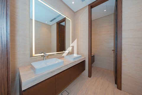 5 bedrooms Villa in Jumeirah, UAE No. 64889 11