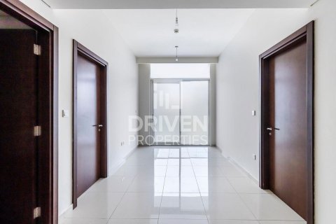 2 bedrooms Apartment in Business Bay, UAE No. 189682 4