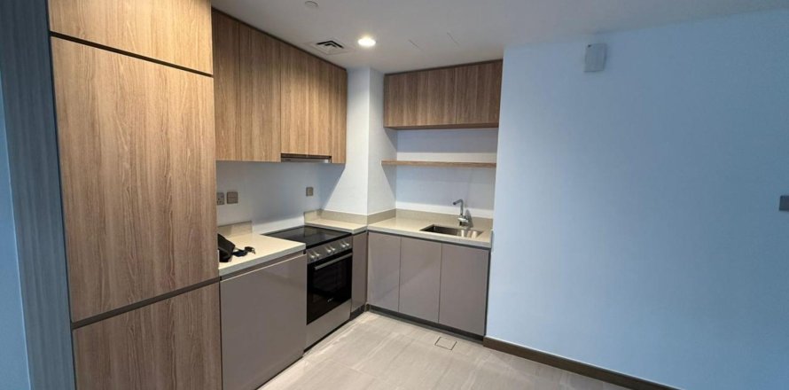 Studio Apartment in Business Bay, UAE No. 151130