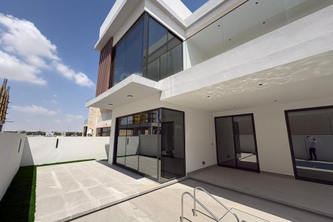 5 bedrooms Villa in Dubai South (Dubai World Central), UAE No. 151127