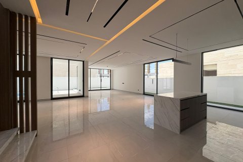 5 bedrooms Villa in Dubai South (Dubai World Central), UAE No. 151127 12