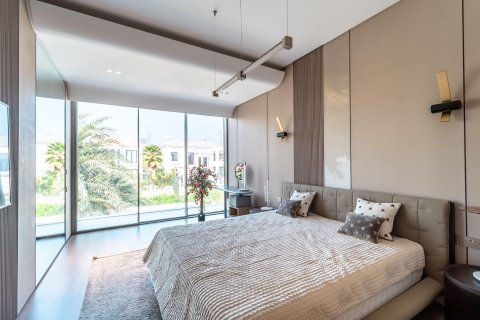 5 bedrooms Villa in Jumeirah Islands, UAE No. 151129 9