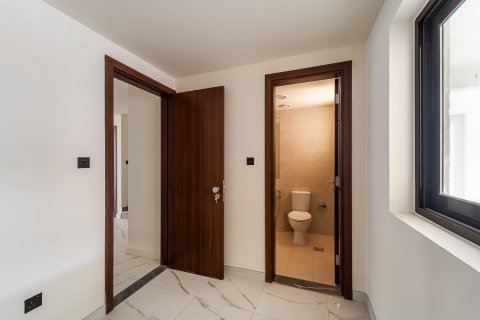 4 bedrooms Townhouse in Nadd Al Sheba, UAE No. 151126 6