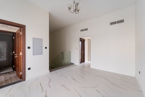 4 bedrooms Townhouse in Nadd Al Sheba, UAE No. 151126 17