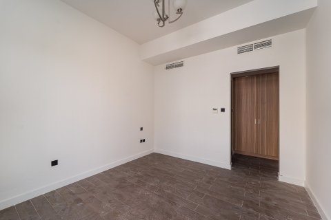 4 bedrooms Townhouse in Nadd Al Sheba, UAE No. 151126 10