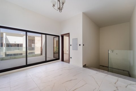 4 bedrooms Townhouse in Nadd Al Sheba, UAE No. 151126 16