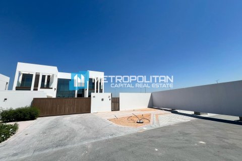 Вилла с 5 спальнями в Абу-Даби, ОАЭ №133894 28