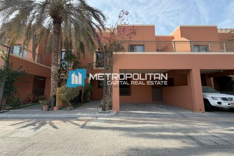 4 bedrooms Villa in Abu Dhabi, UAE No. 133892 22
