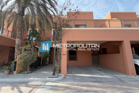 4 bedrooms Villa in Abu Dhabi, UAE No. 133892 25