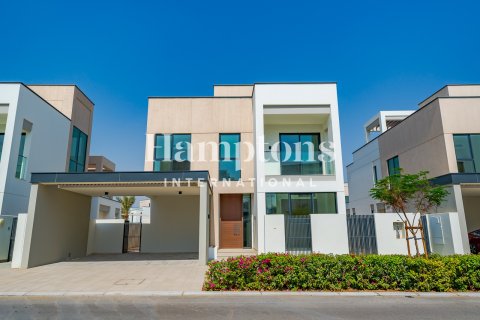 Villa de 4 dormitorios  No. 118523 3