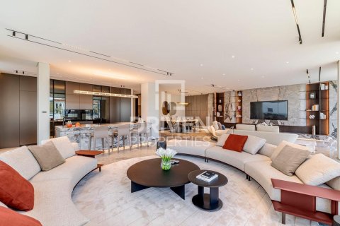 Villa de 5 dormitorios en Garden Homes, UAE No. 189892 5