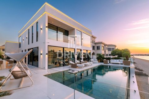Villa de 5 dormitorios en Garden Homes, UAE No. 189892