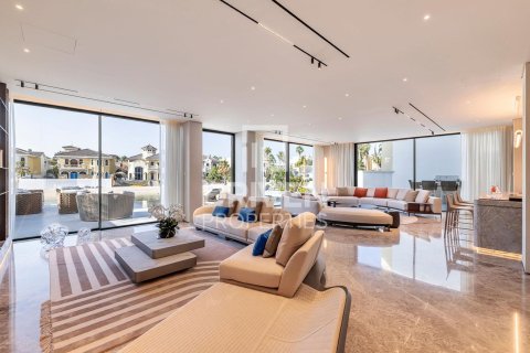Villa de 5 dormitorios en Garden Homes, UAE No. 189892 7
