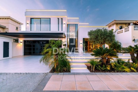 Villa de 5 dormitorios en Garden Homes, UAE No. 189892 4