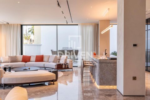 Villa de 5 dormitorios en Garden Homes, UAE No. 189892 8