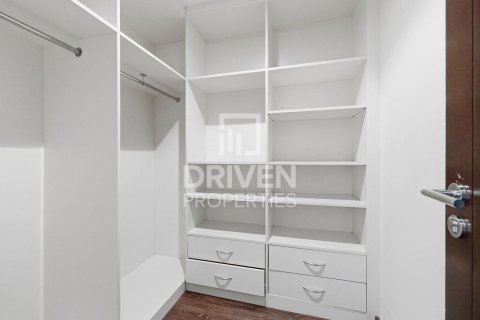 3 bedrooms Apartment in The Residences, UAE No. 193545 6