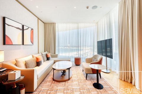 Квартира с 2 спальнями в Jumeirah 3, ОАЭ №136490 13