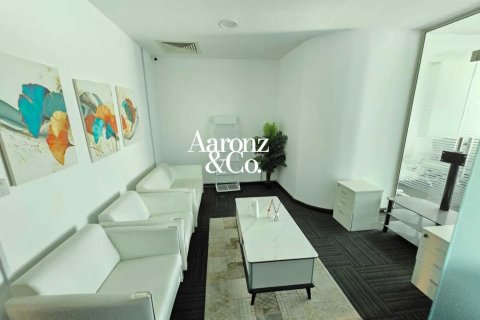 108m² Office in Business Bay, UAE No. 185092 3