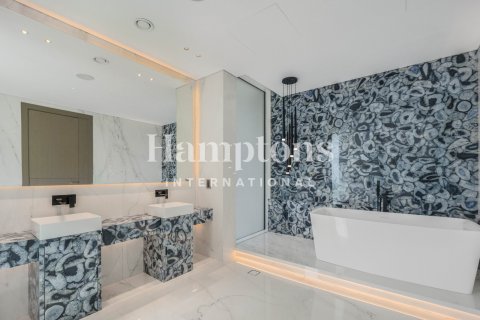 Villa de 6 dormitorios en FIVE Palm Jumeirah, UAE No. 76569 22