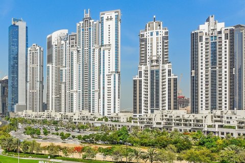 3 bedrooms Apartment in Business Bay, UAE No. 208744 12