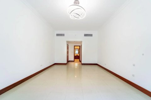 Apartment de 3 dormitorios en Palm Jumeirah, UAE No. 210381 7