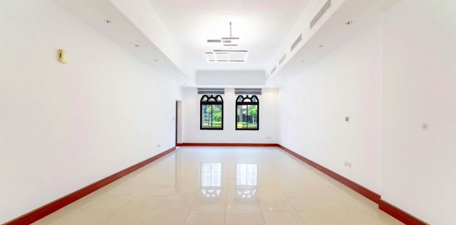 Apartment de 3 dormitorios en Palm Jumeirah, UAE No. 210381