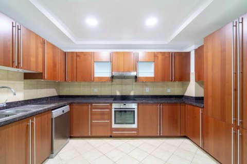 Apartment de 3 dormitorios en Palm Jumeirah, UAE No. 210381 13