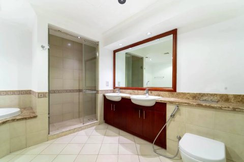 Apartment de 3 dormitorios en Palm Jumeirah, UAE No. 210381 15