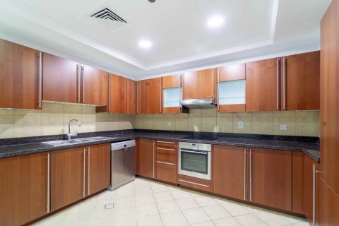 Apartment de 3 dormitorios en Palm Jumeirah, UAE No. 210381 12
