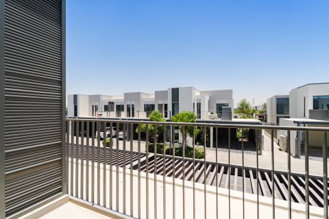 Townhouse de 3 dormitorios en Dubai, UAE No. 210376 7