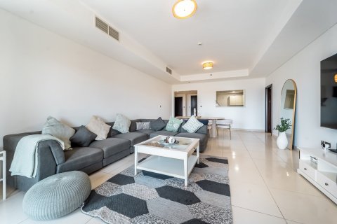 2 bedrooms Apartment in Palm Jumeirah, UAE No. 210377 8