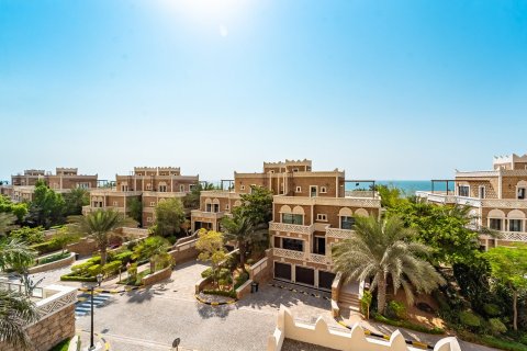 2 bedrooms Apartment in Palm Jumeirah, UAE No. 210377 27
