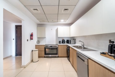 2 bedrooms Apartment in Palm Jumeirah, UAE No. 210377 12